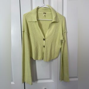 Free People Cropped Ribbed Button Cardigan in Light Lime